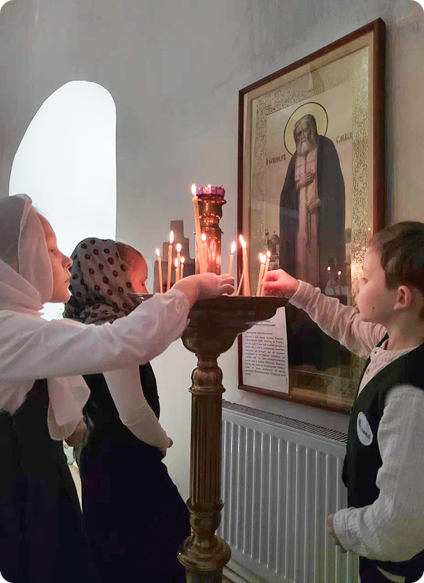 Праздничная литургия в день святителя Николая
